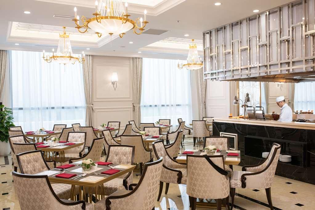 Melia Vinpearl Quang Binh Hotel Донг Хой Ресторант снимка