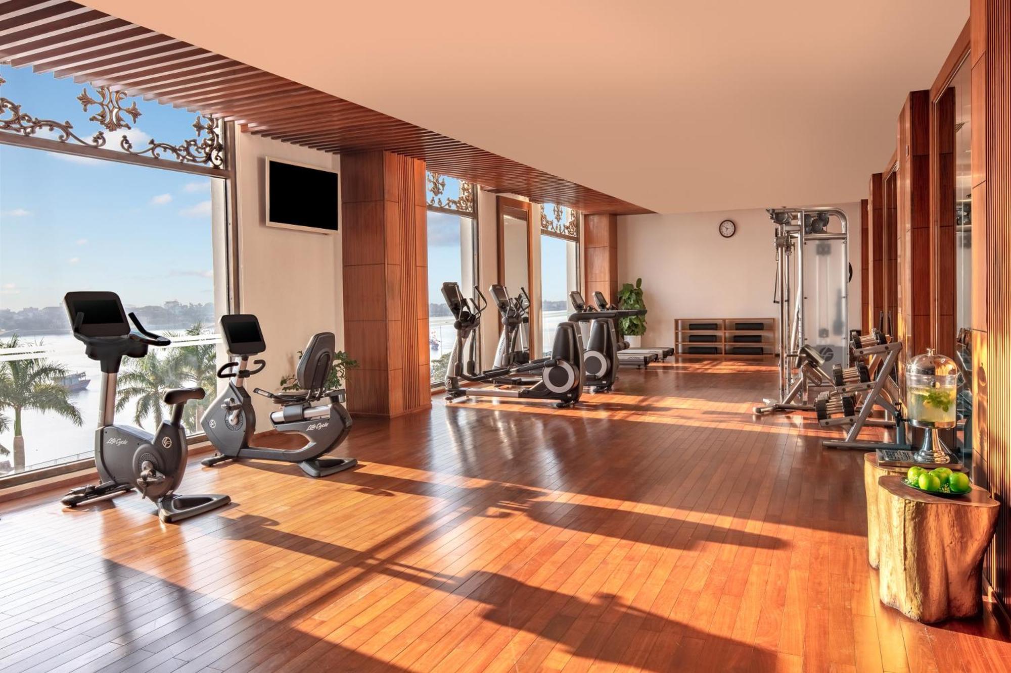 Melia Vinpearl Quang Binh Hotel Донг Хой Екстериор снимка
