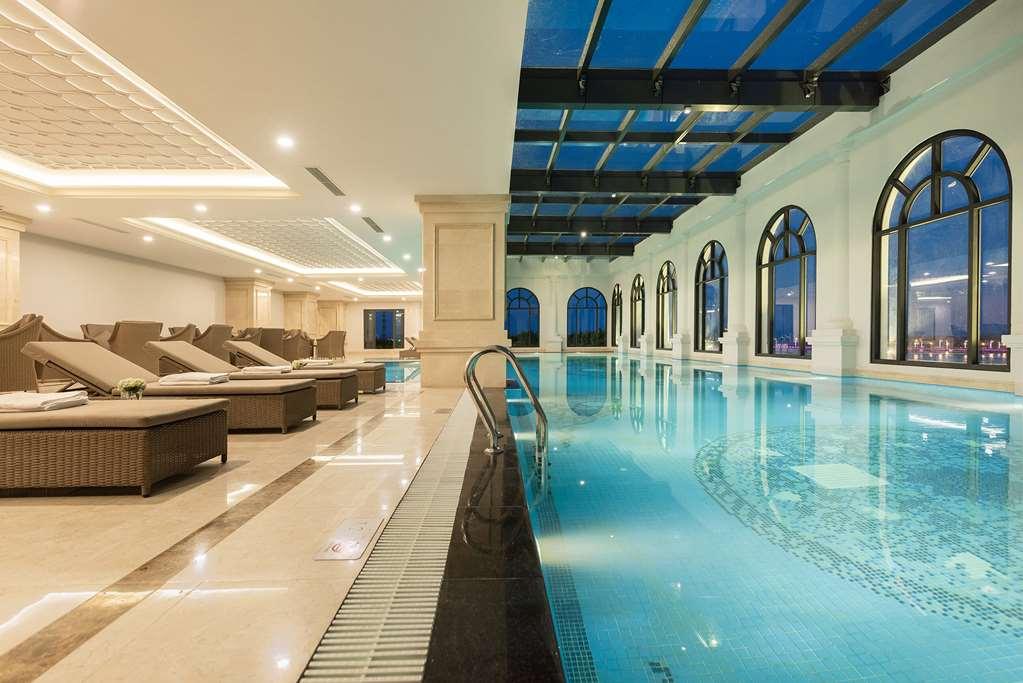 Melia Vinpearl Quang Binh Hotel Донг Хой Екстериор снимка